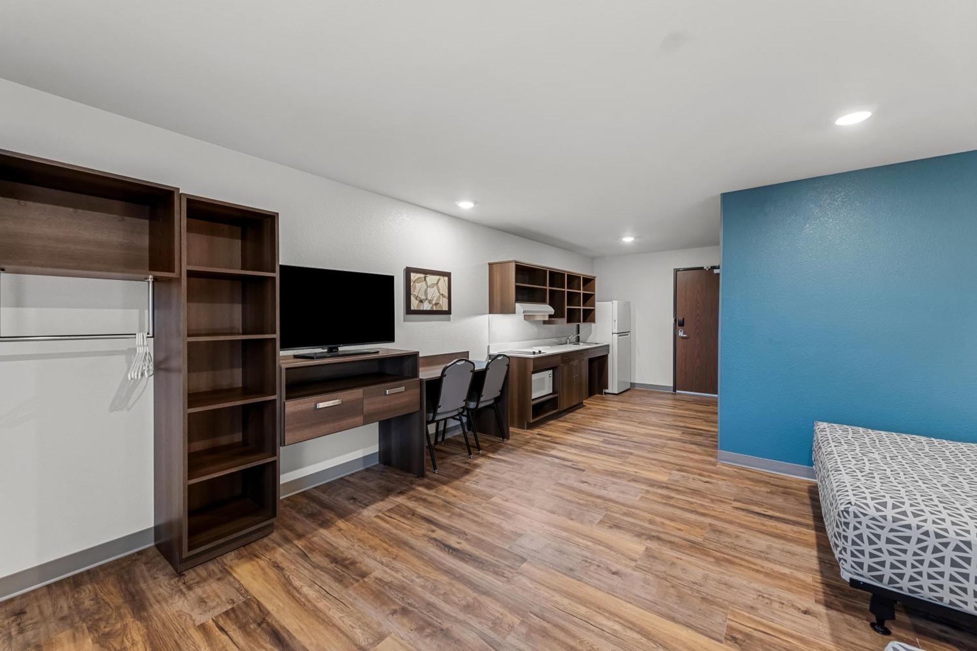 Hotel Woodspring Kansas Airport Kansas City